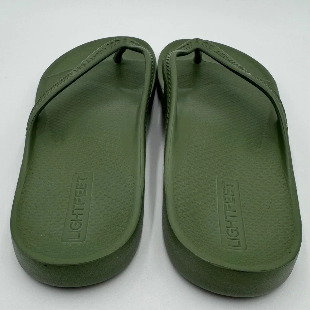 Lightfeet Arch Support Flip Flops Sandals Women 9 / Men 8 Green Beach Vacation